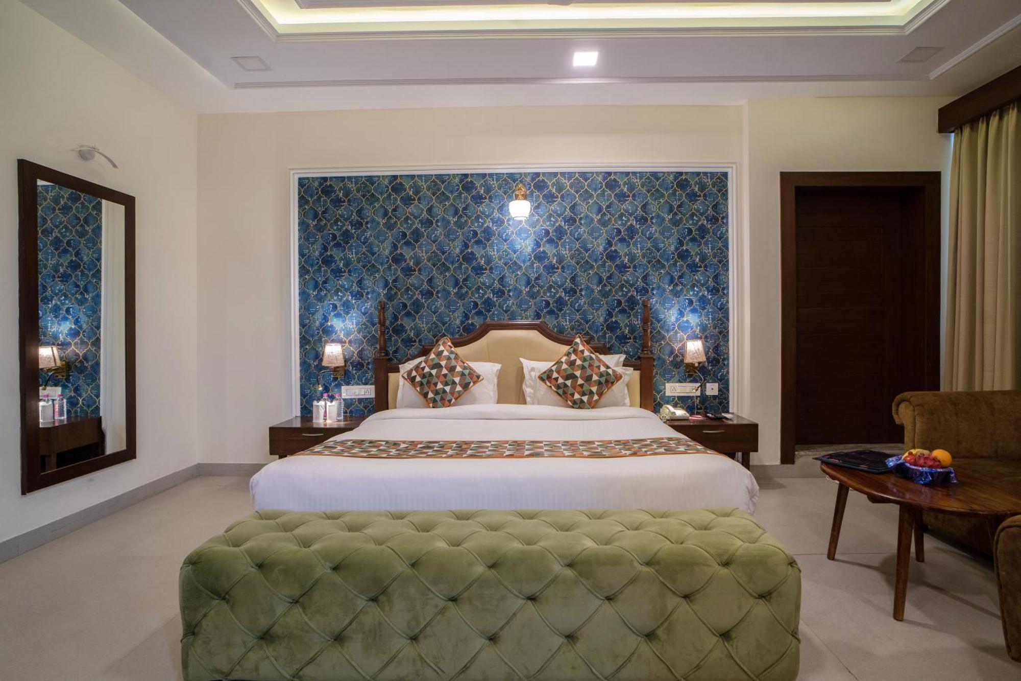 فندق The Courtyard - Beyond Bar & Club أُودايبور المظهر الخارجي الصورة